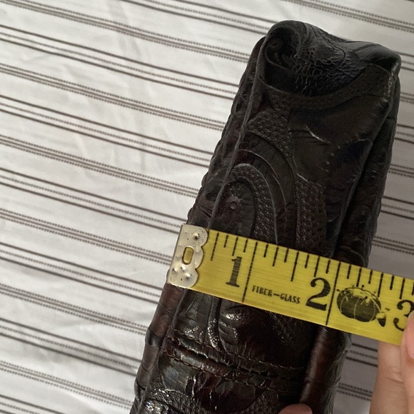 Leather crossbody embossed crocodile - Picture 7 of 11